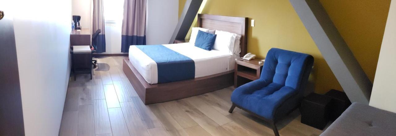 Terrass Hotel Zamora Самора де Идалго Екстериор снимка
